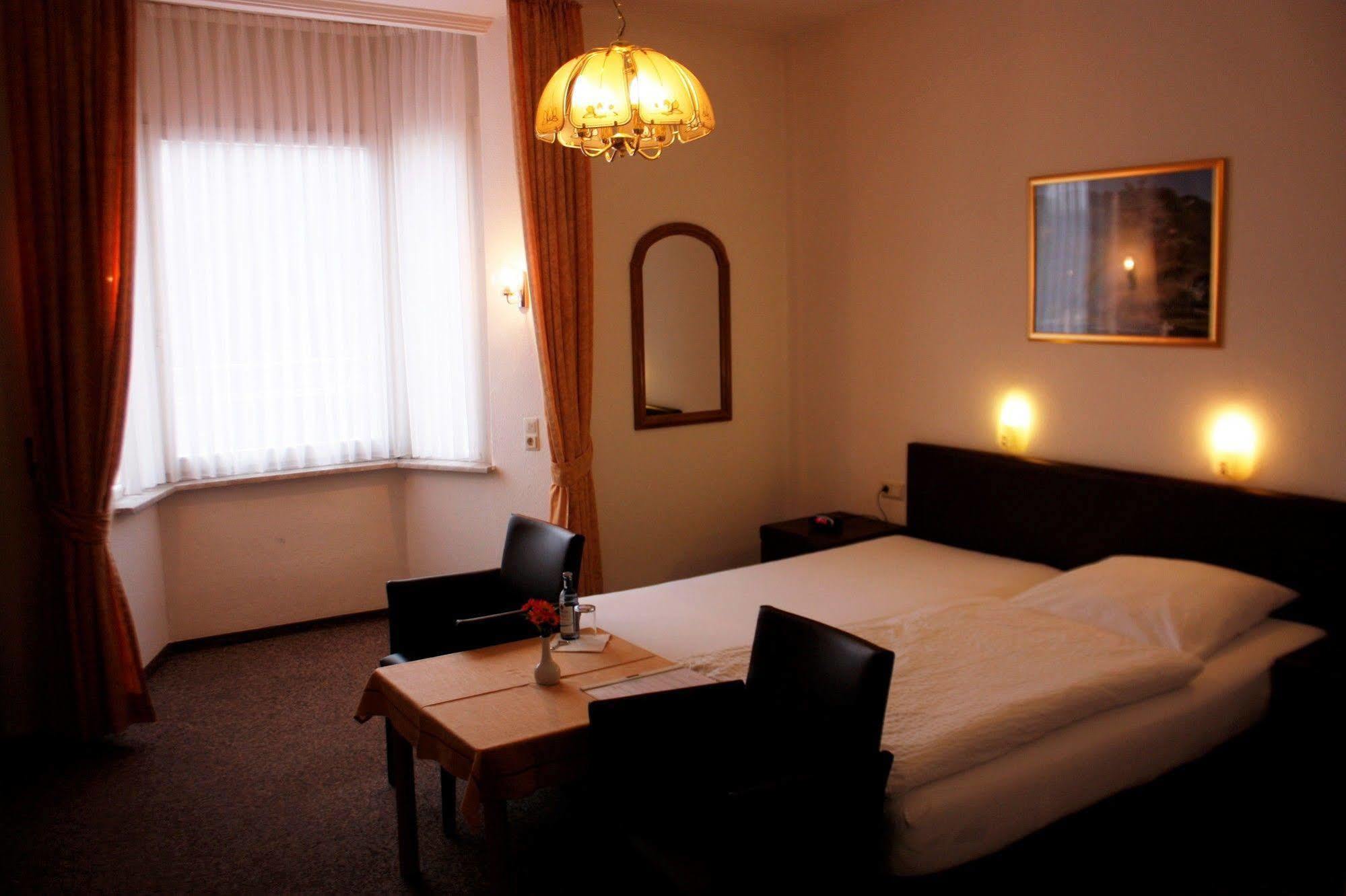 Hotel Zum Anker Andernach Kültér fotó